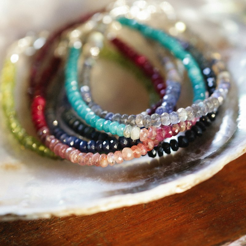 Pulseira de cristais