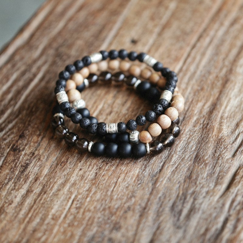 Kit 3 pulseiras de contas