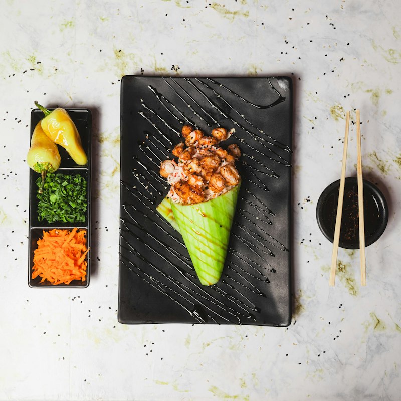 Temaki de salmão picante