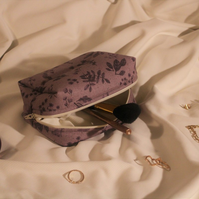 Necessaire floral