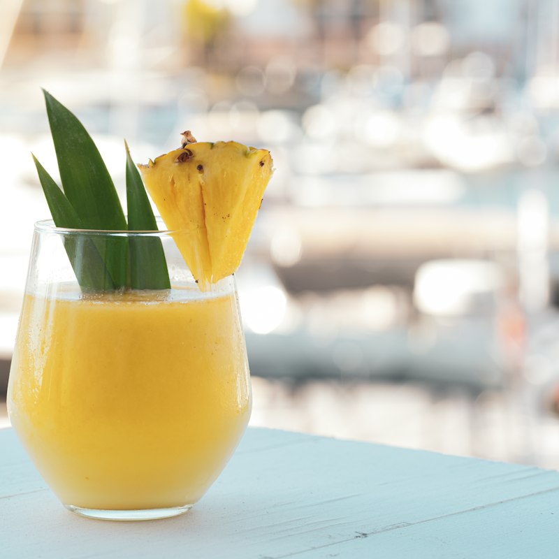 Suco de abacaxi com hortelã